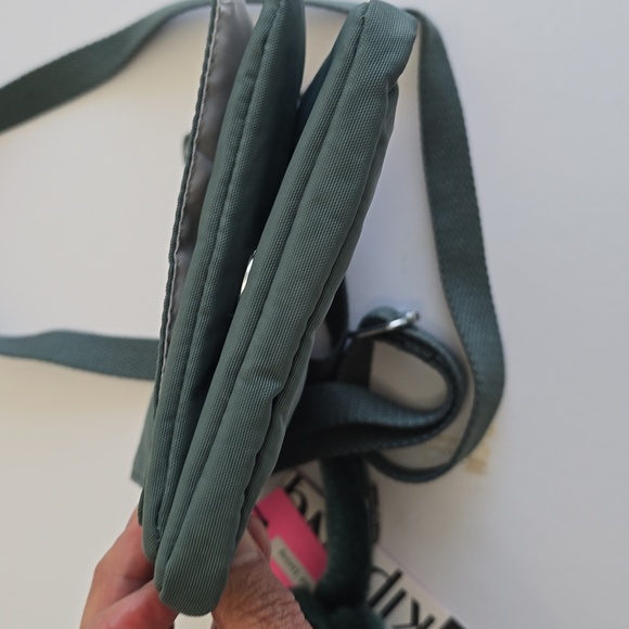 NWT KIPLING NW Eldorado Crossbody Bag Monkey Charm Key Chain Aloe Tonal Aloe - Picture 11 of 16